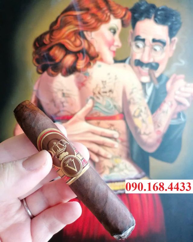 Mua xì gà Oliva Serie V Belicoso - 0901684433