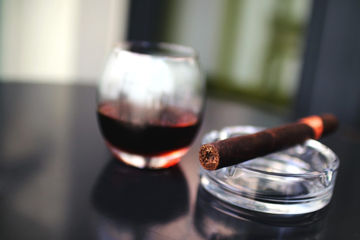 Xì Gà Davidoff Tại Tây Ban Nha: Sự Giao Thoa Giữa Nghệ Thuật Chế Tác Thụy Sĩ Và Văn Hóa Thưởng Lãm Nam Âu